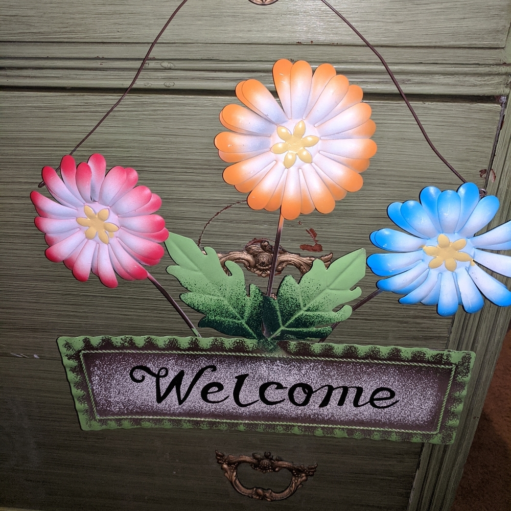 NWT Metal Wire Welcome Sign